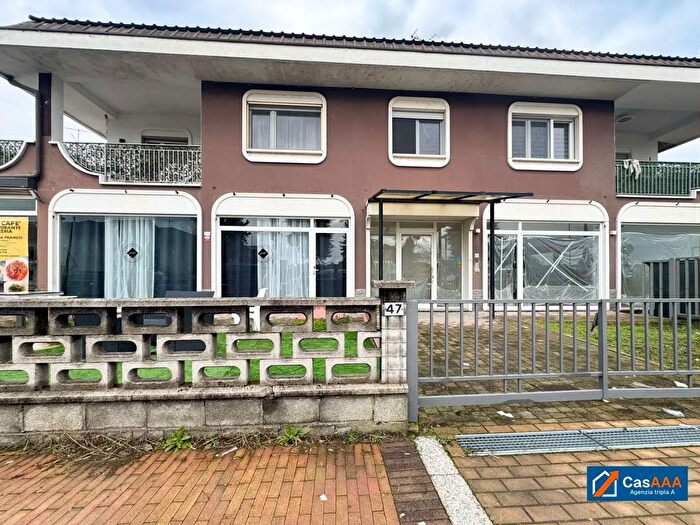 Case in Vendita e in Affitto - 3