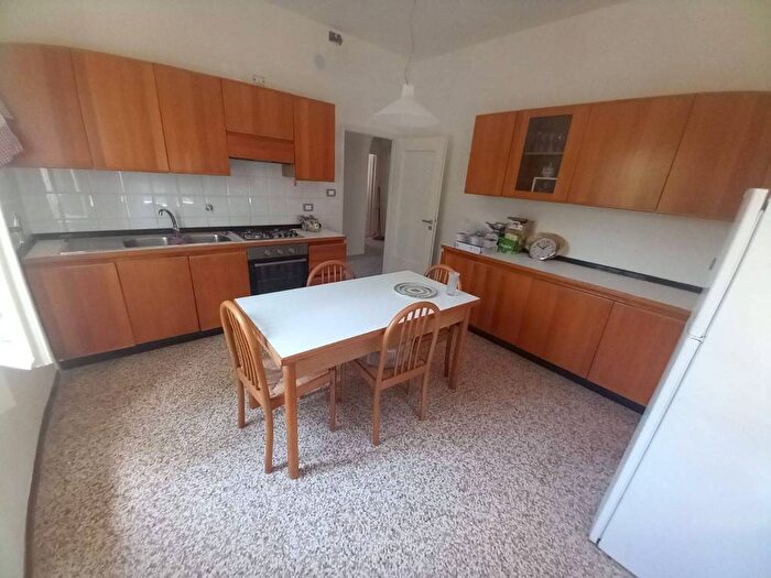 Appartamento trilocale in affitto in Via Oreste Boni, Montanara Cinghio, Parma