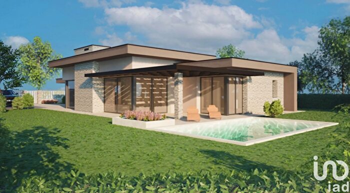 Casa con 5 locali in vendita in Via Tezzole, Castiglione Delle Stiviere