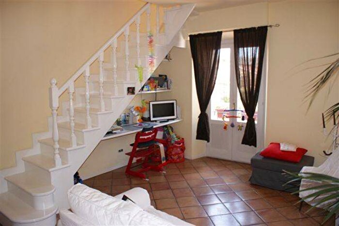 Casa bilocale in affitto in Via del Boschetto, Monti, Roma
