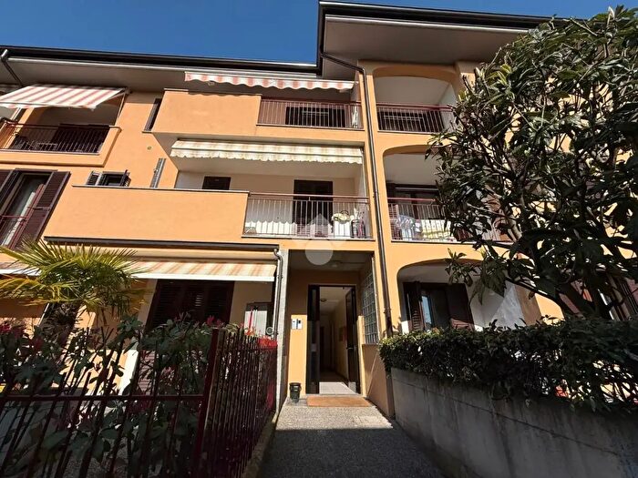 Appartamento monolocale in vendita in Corso Europa Unita, Casorate Primo