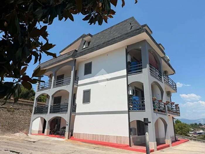 Appartamento con 5 locali in vendita in Contrada Maiorana, Artena