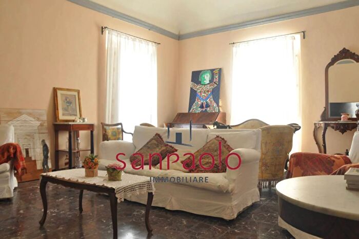 Appartamento con 6 locali in affitto in Via degli Orafi Pistoia, Pistoia