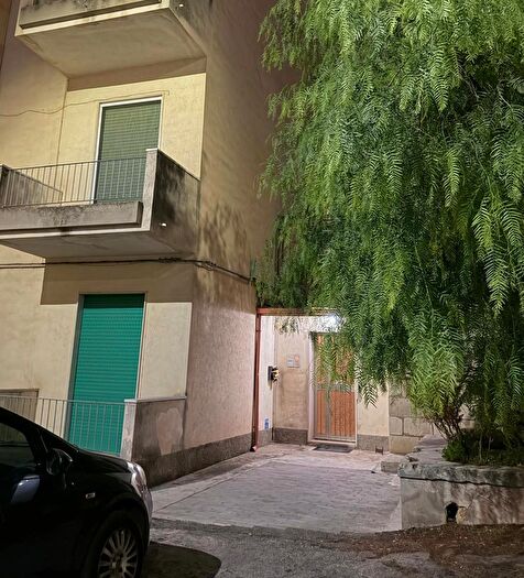 Appartamento trilocale in vendita in Via Largo XI Febbraio, Modica