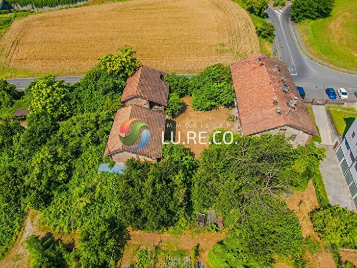 Case in Vendita e in Affitto - 2