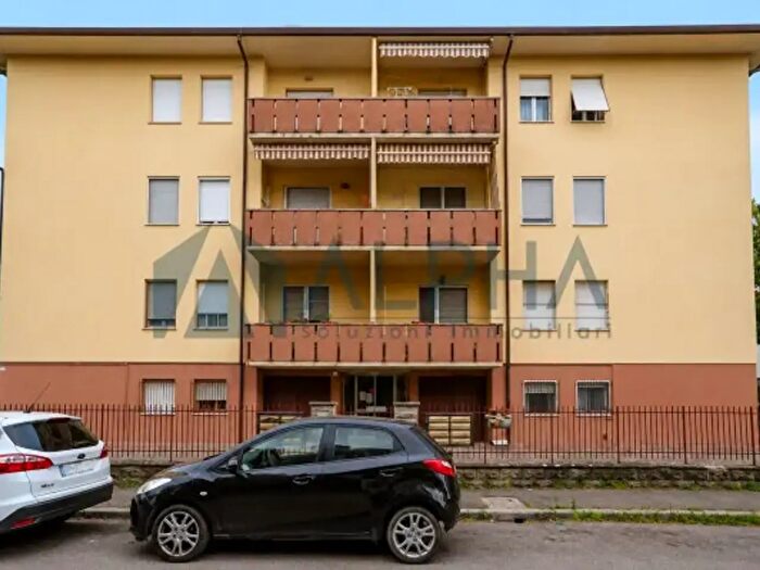 Appartamento trilocale in vendita in Via Ivo Righini, Forli'