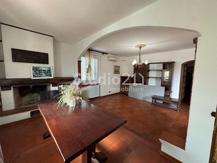 Casa con 6 locali in affitto in VIA DELLE CASE NUOVE, Pian Di Scò, Castelfranco Piandisco