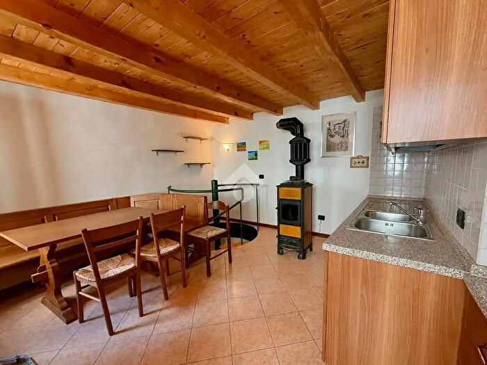 Appartamento bilocale in vendita in Via Ercavallo, Ponte Di Legno