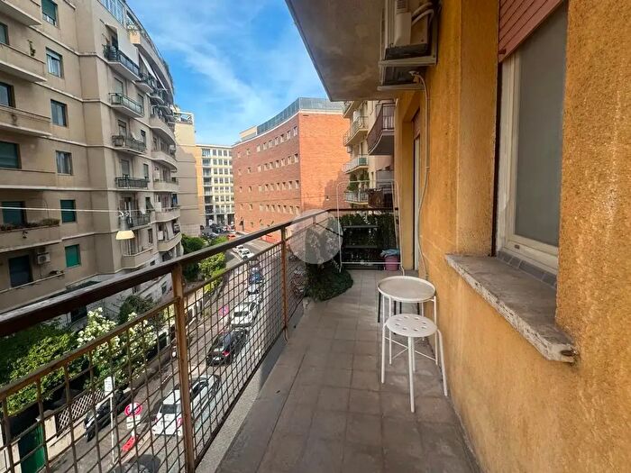 Appartamento monolocale in affitto in Via Giunio Bazzoni, Roma