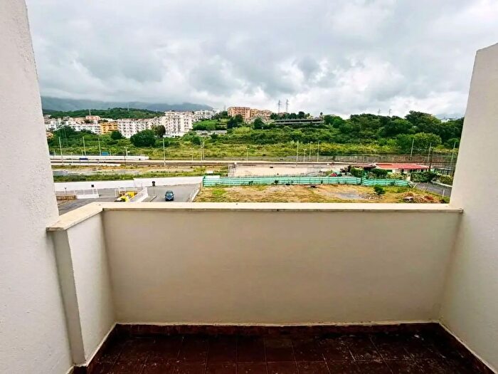 Appartamento quadrilocale in vendita in Via Pitagora, Scalea