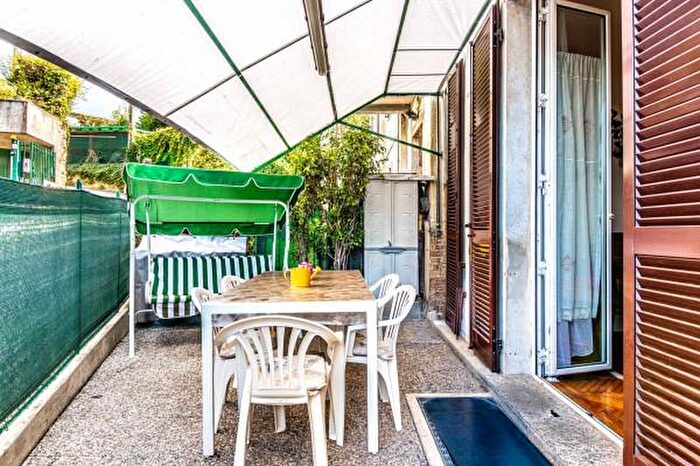 Appartamento quadrilocale in vendita in Via Ronchetto, Inverigo