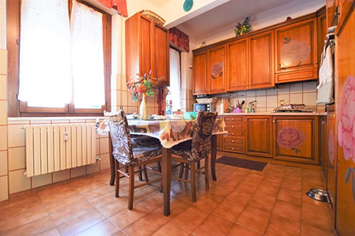 Appartamento quadrilocale in vendita in Via Pietro Isola, Novi Ligure
