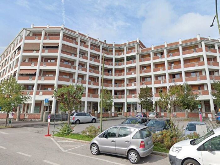 Appartamento quadrilocale in affitto in Piazza Monteregale, Altipiano, Mondovì