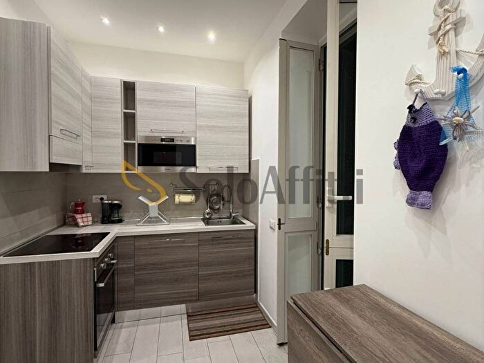 Appartamento trilocale in affitto in Vicolo dei Fabbri, Centro Storico, Anzio