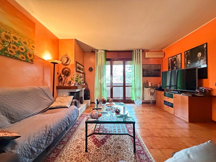 Appartamento quadrilocale in vendita in Corso Europa, Pessano Con Bornago