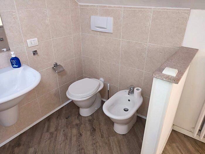 Appartamento bilocale in vendita in Via G a Chenna, Alessandria