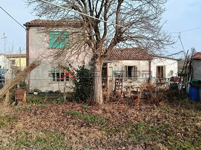 Casa in vendita in Via G Matteotti N Bis Cavarzere Ve, Cavarzere