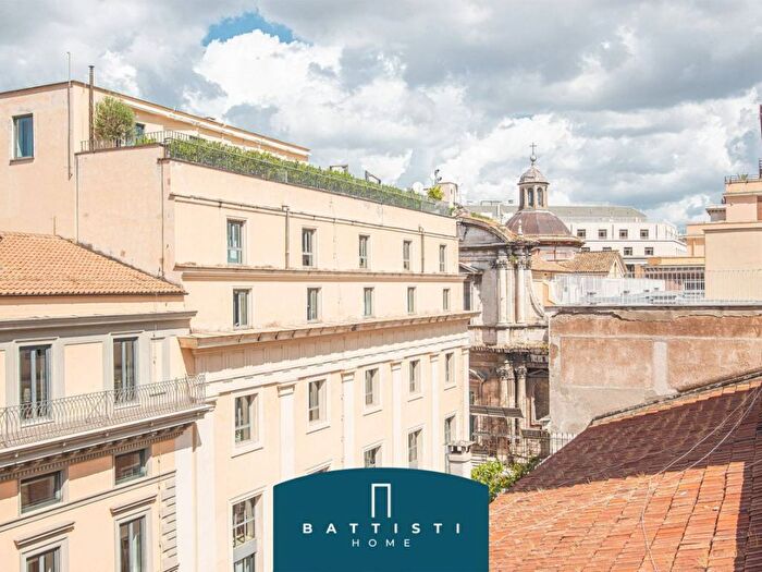 Casa trilocale in affitto in Piazza Barberini, Vittorio Veneto, Roma