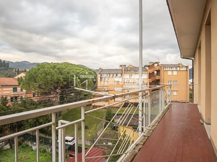 Appartamento bilocale in vendita in Via Giuseppe Latiro, Sestri Levante
