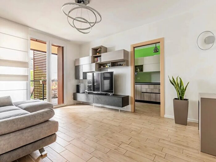 Appartamento trilocale in vendita in Via Antonio Aldini, Milano