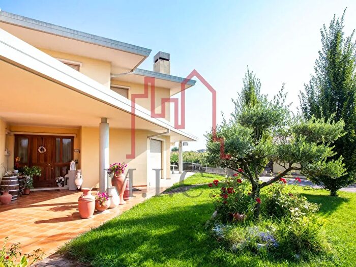 Casa con 6 locali in vendita in Via Ungheresca Sud, Mareno Di Piave