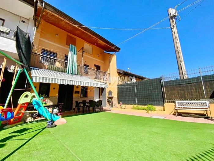 Casa con 6 locali in vendita in Località Durio, San Carlo Canavese