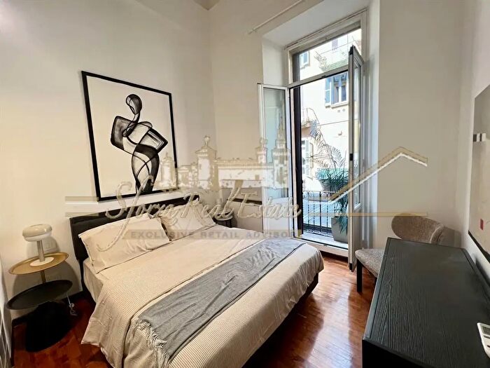 Appartamento trilocale in affitto in Via Orti, Milano
