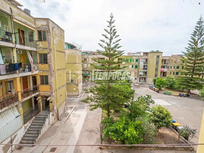 Appartamento bilocale in vendita in Via Vittorio Veneto Bis, Messina