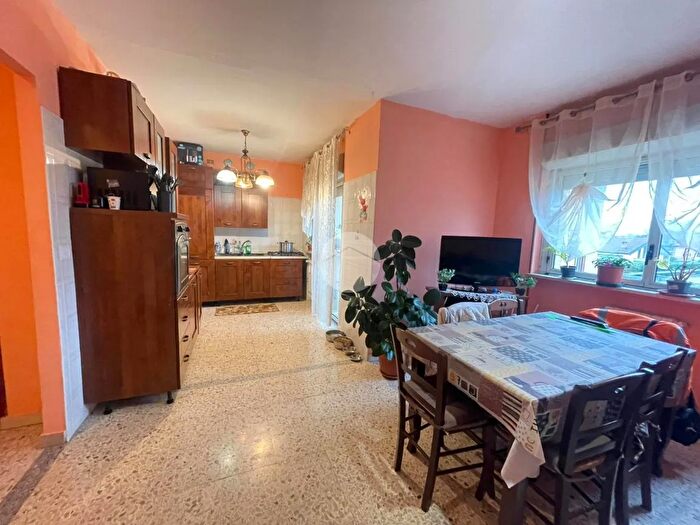 Appartamento trilocale in vendita in Via Martiri della Libertà, Giaveno