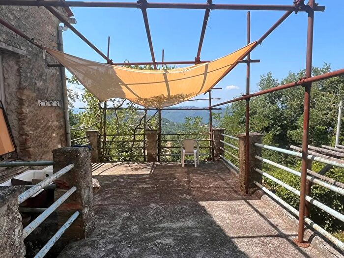 Appartamento trilocale in vendita in Regione Chiapino, Ponzone
