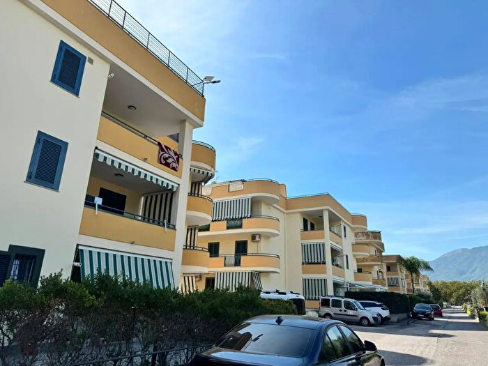 Appartamento quadrilocale in vendita in Via Settembre, Nola