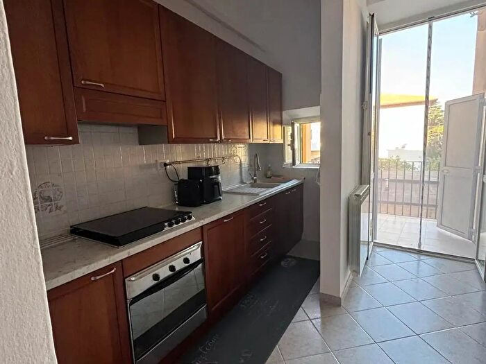 Appartamento con 5 locali in vendita in Livorno