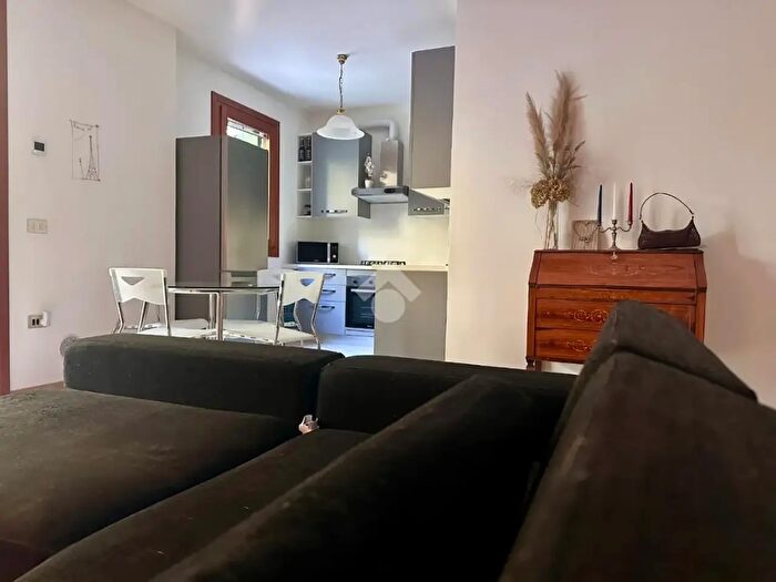 Appartamento trilocale in vendita in Via Castellana, Fonte