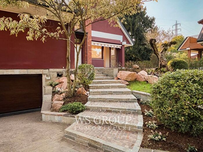 Case in Vendita e in Affitto - 2