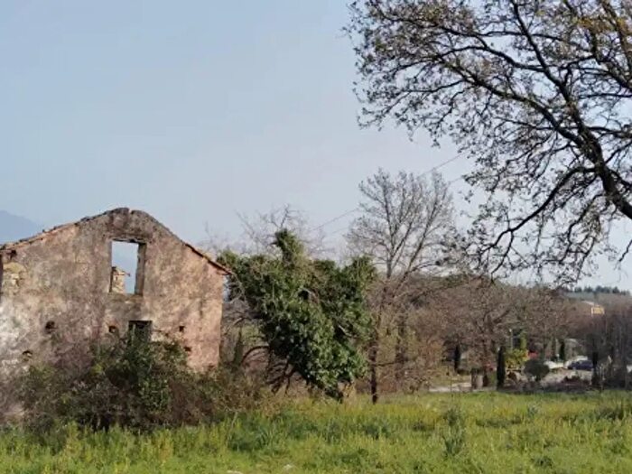 Casa quadrilocale in vendita in Via Vittorio Emanuele II, Montecorvino Pugliano