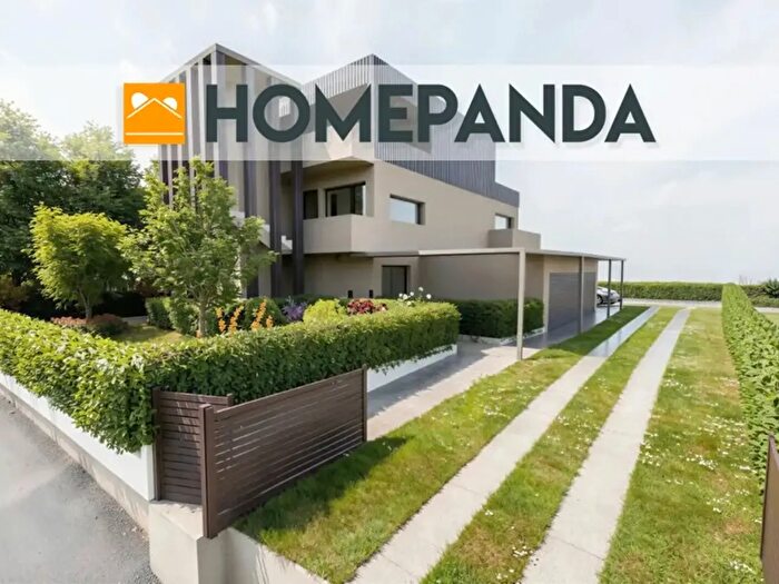 Casa quadrilocale in vendita in Via Albano Pontedera, Verona