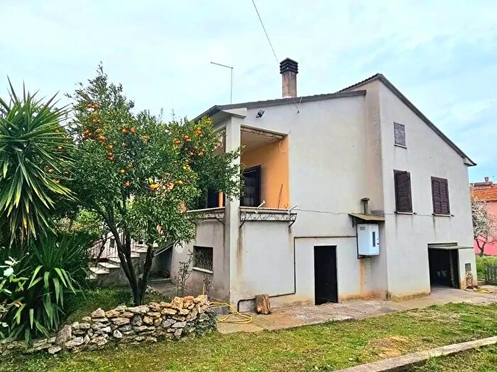 Casa quadrilocale in vendita in Via Giacomo Leopardi, Fiano Romano