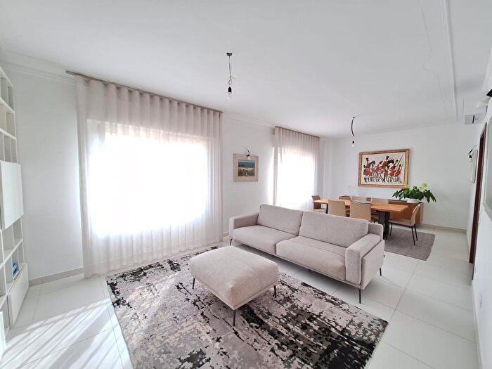 Appartamento quadrilocale in vendita in Via Guido Cavaglieri, Rovigo