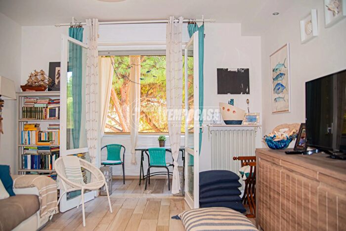 Appartamento quadrilocale in vendita in Via Ovidio, Cervia