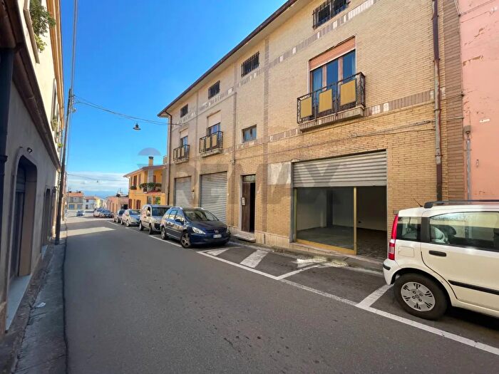 Casa con 5 locali in vendita in Villacidro