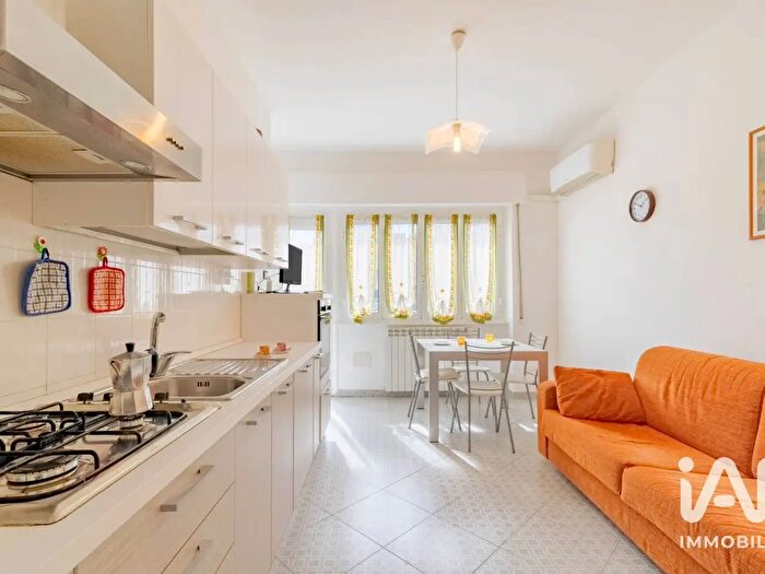 Appartamento quadrilocale in vendita in Via Aurelia, Loano
