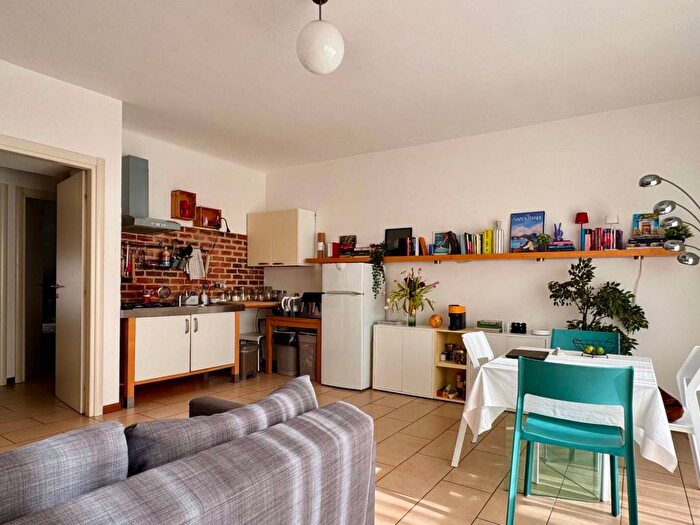 Appartamento trilocale in affitto in Via Baldassare Longhena, Corvetto, Milano