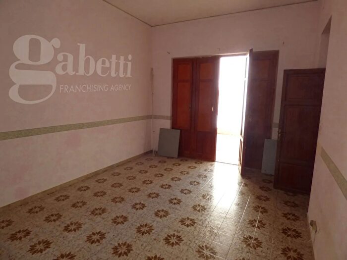 Casa con 6 locali in vendita in Via Novelli, Casteldaccia