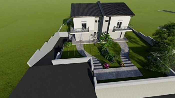 Appartamento quadrilocale in vendita in Via Rodolfo Morandi, Umbertide