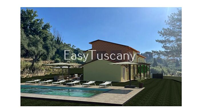 Casa con 11 locali in vendita in Via di Collecchio, Pescia