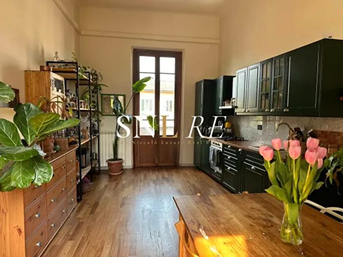 Appartamento con 6 locali in vendita in Via Ferdinando Ciolini, Firenze