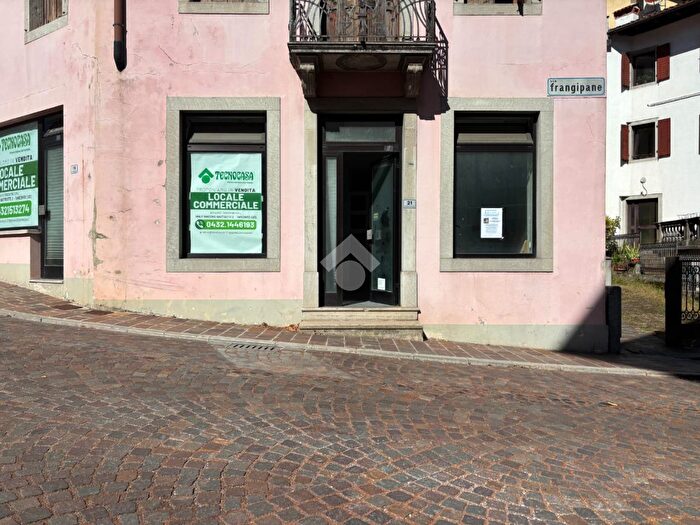 Appartamento bilocale in vendita in Via Alfonso Morgante, Tarcento