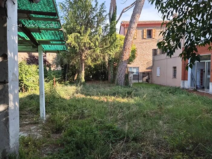 Casa quadrilocale in vendita in Via Giardini, San Giovanni In Marignano