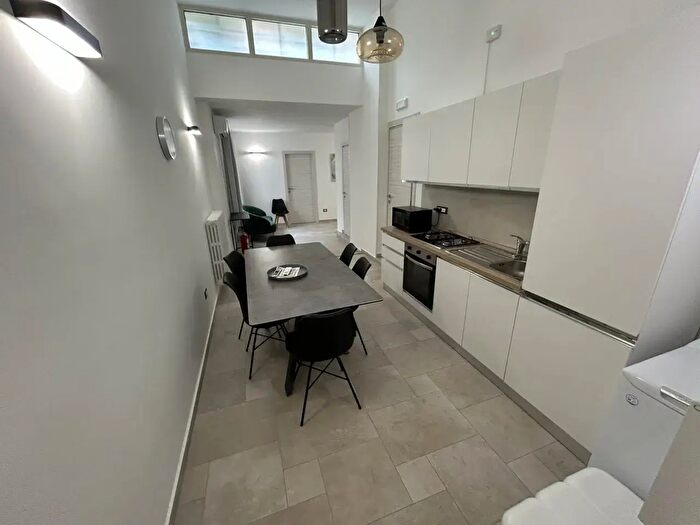 Appartamento quadrilocale in vendita in Via Guglielmo Oberdan, Lecce