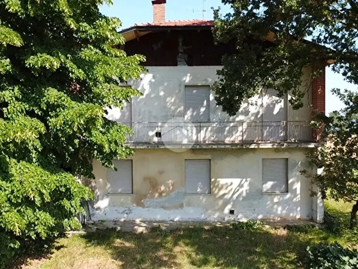 Appartamento con 5 locali in vendita in Strada dei Pollini, Traversetolo
